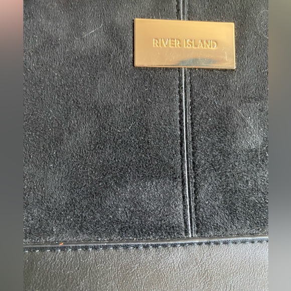 Women's Black Triple Compartment Large Cross Body Bag - Picture 7 of 7